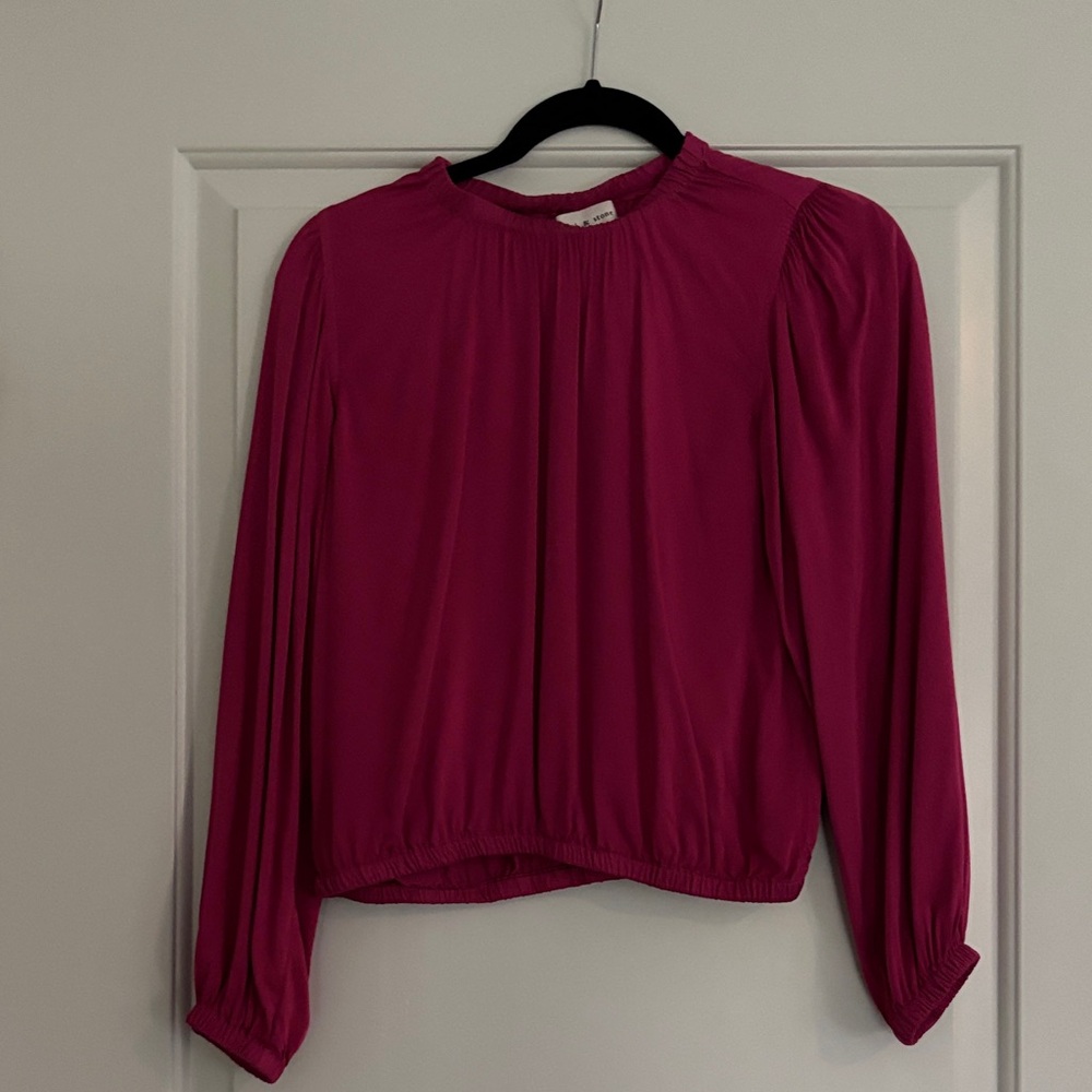 Cloth & Stone Fuchsia Blouse